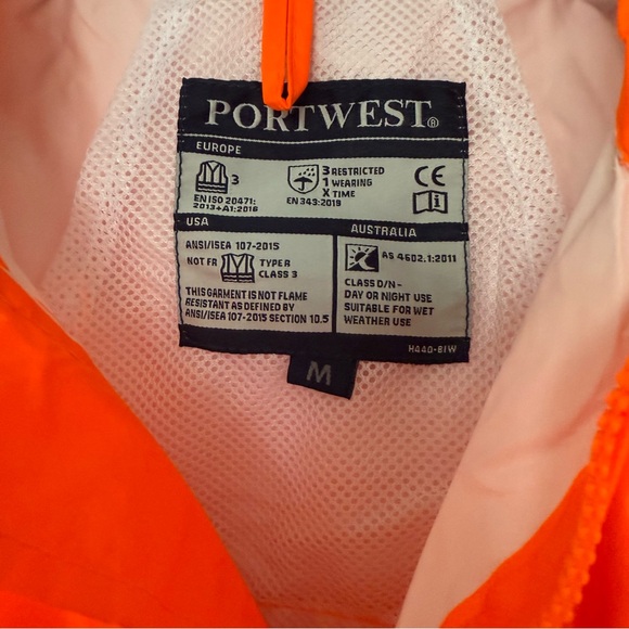 Portwest Hi-Vis Rain Jacket Size M Orange Portwest Safety Jacket with hood. - Picture 5 of 10